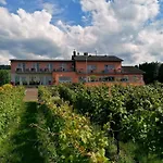 Weingut Tiliahof Nocleg ze śniadaniem 3*
