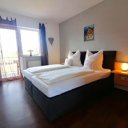Weingut Tiliahof Bed & Breakfast