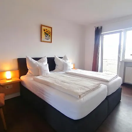 Weingut Tiliahof Bed & Breakfast 3*