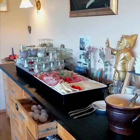 Bed & Breakfast Weingut Tiliahof Brauneberg