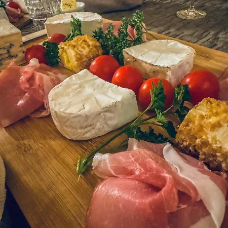 Oda ve Kahvaltı Weingut Tiliahof