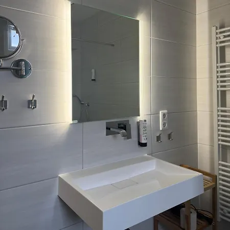 Oda ve Kahvaltı Weingut Tiliahof