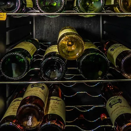 לינה וארוחת בוקר Weingut Tiliahof
