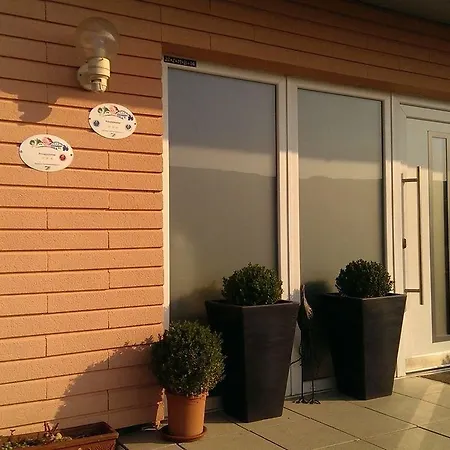 Oda ve Kahvaltı Weingut Tiliahof 3*