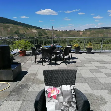 Bed & Breakfast Weingut Tiliahof Brauneberg